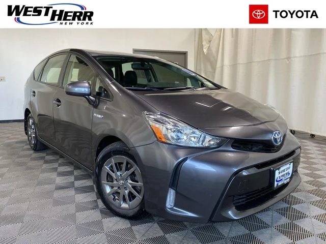 2017 Toyota Prius v Four