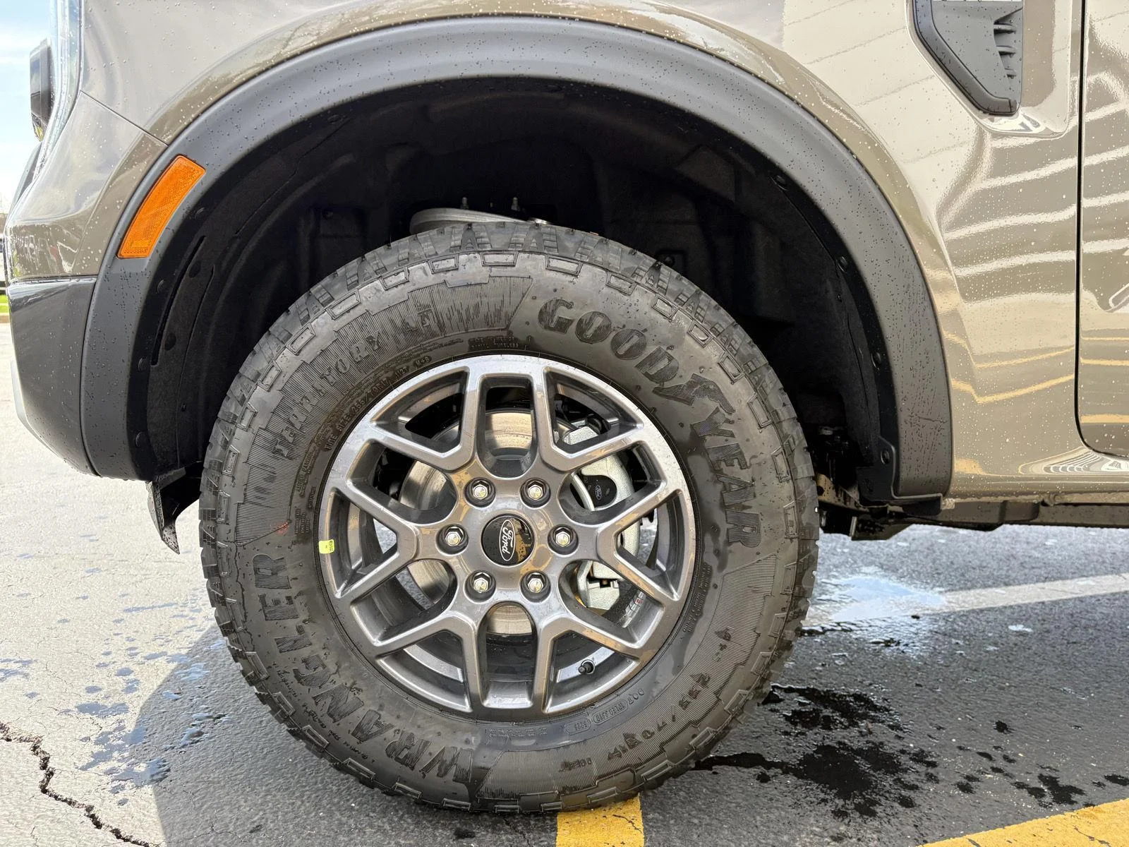 New 2026 Marsh Gray Ford XLT image 26