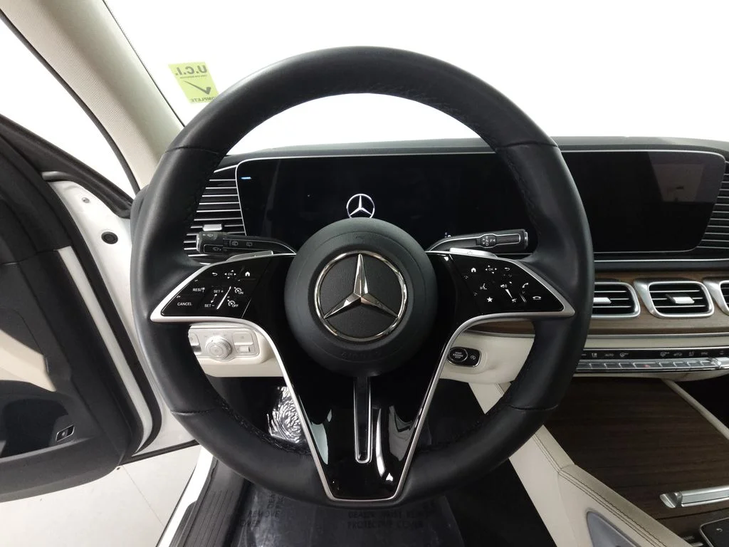 Certified Used 2026 Polar White Mercedes-Benz GLE 350 image 12