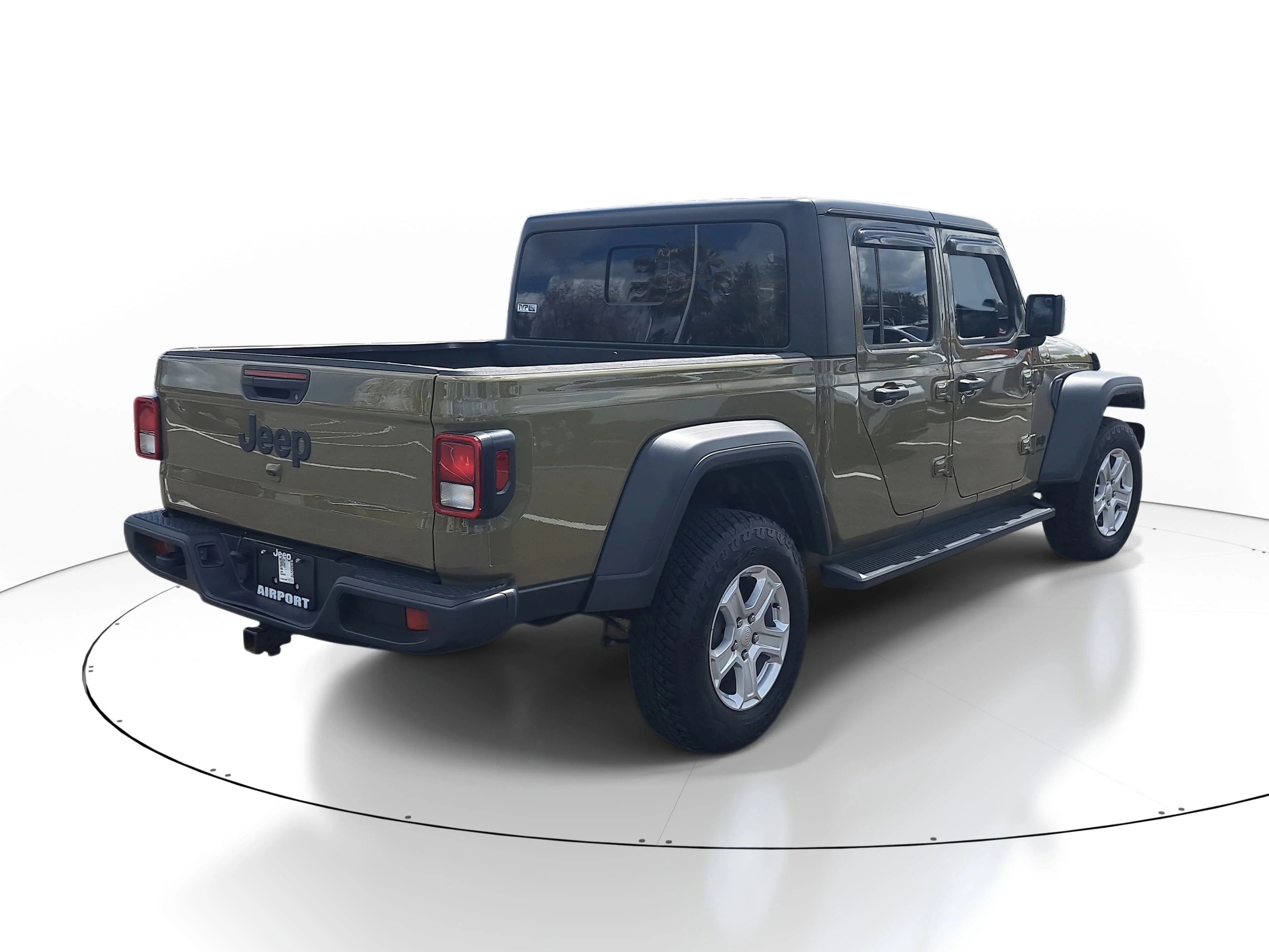 Used 2025 41 Jeep Sport image 11