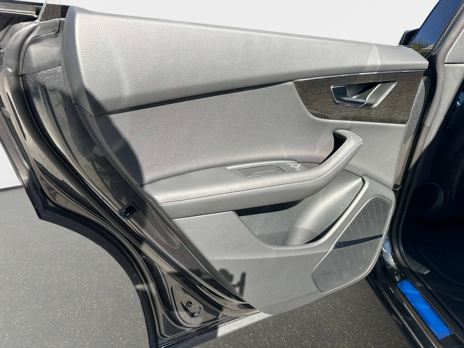 New 2026 Daytona Gray Pearl Effect Audi Premium Plus image 11