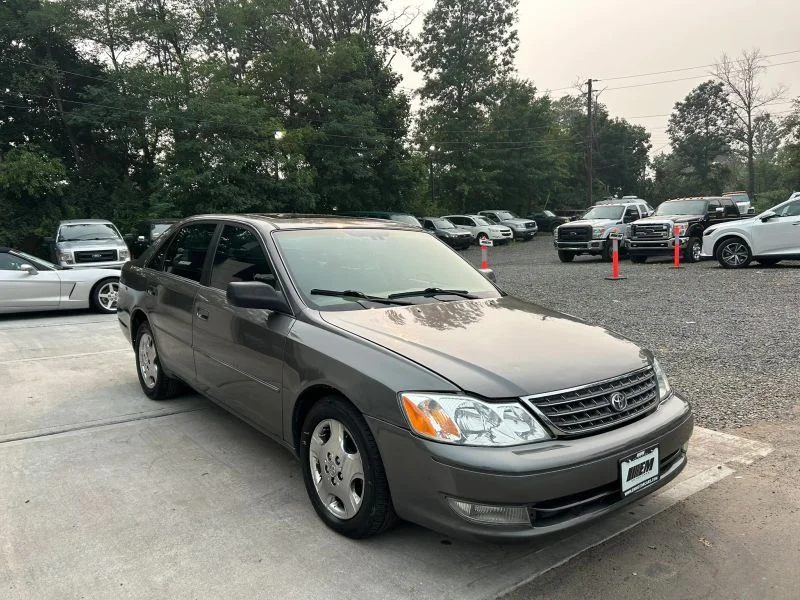 Used 2004 Gray Toyota XLS Sedan 4D image 15