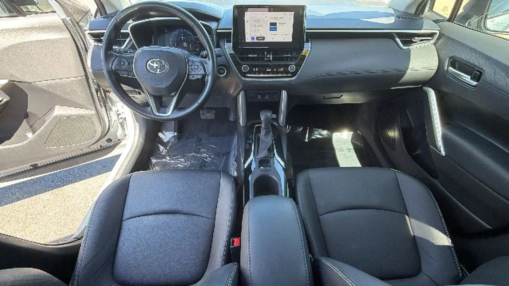 Used 2023 Silver Toyota XLE image 26