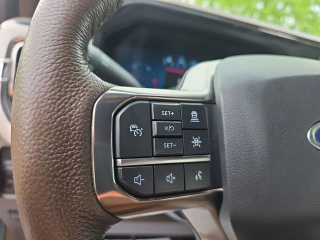 Used 2024 White Ford King Ranch image 18