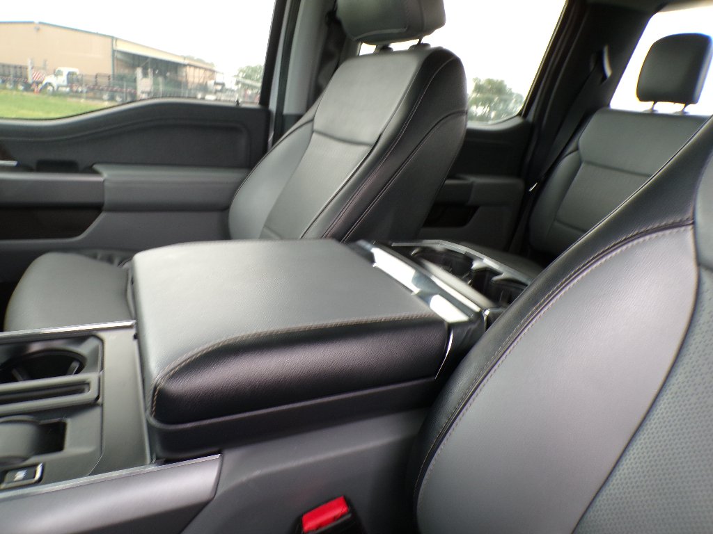 Used 2021 Space White Metallic Ford LARIAT image 32