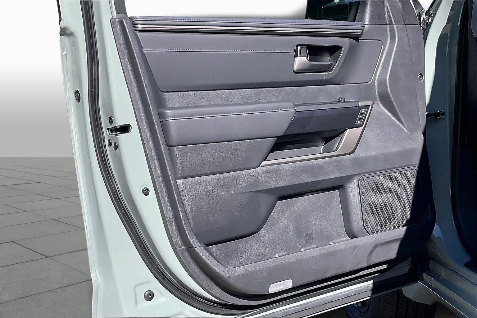 2026 Toyota Tundra Platinum - Photo 10