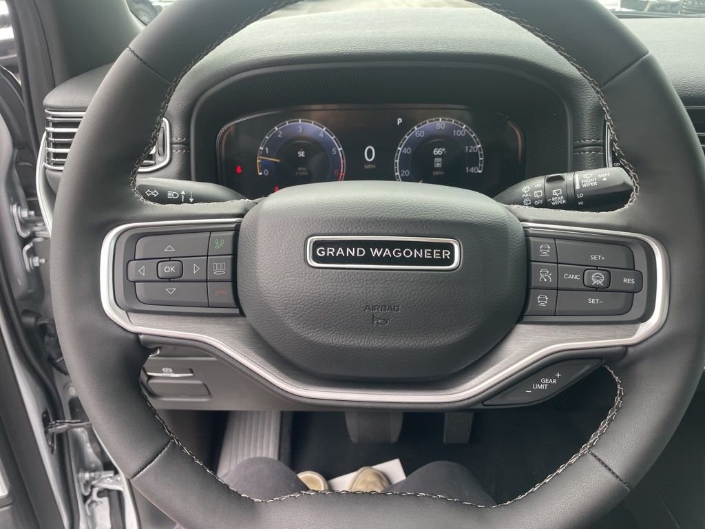 New 2026 Silver-Zynith Exterior Paint Jeep  image 22
