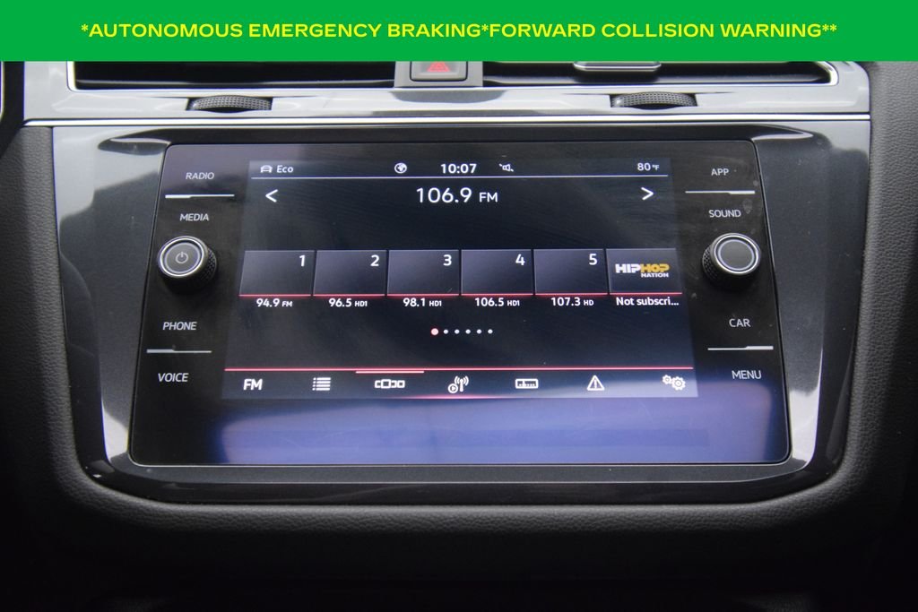 Used 2022 Pyrite Silver Metallic Volkswagen 2.0T SE R-Line Black image 16