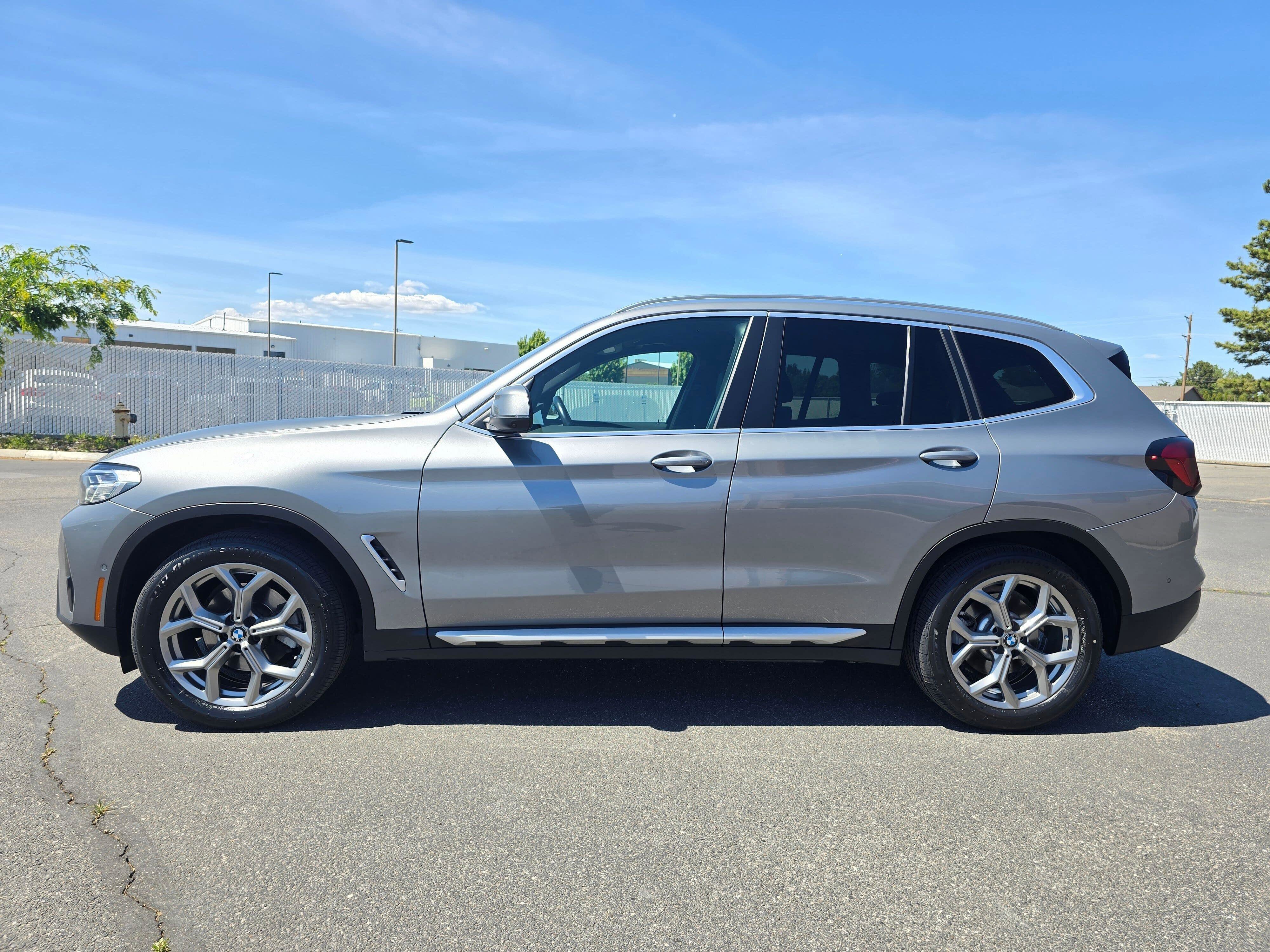 シルバーX3 Certified Pre-Owned 2024 BMW X3 xDrive30i Sport Utility in