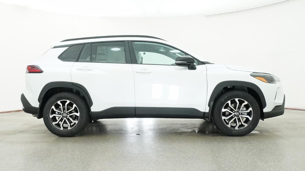 New 2026 Wind Chill Pearl Toyota Hybrid SE image 2