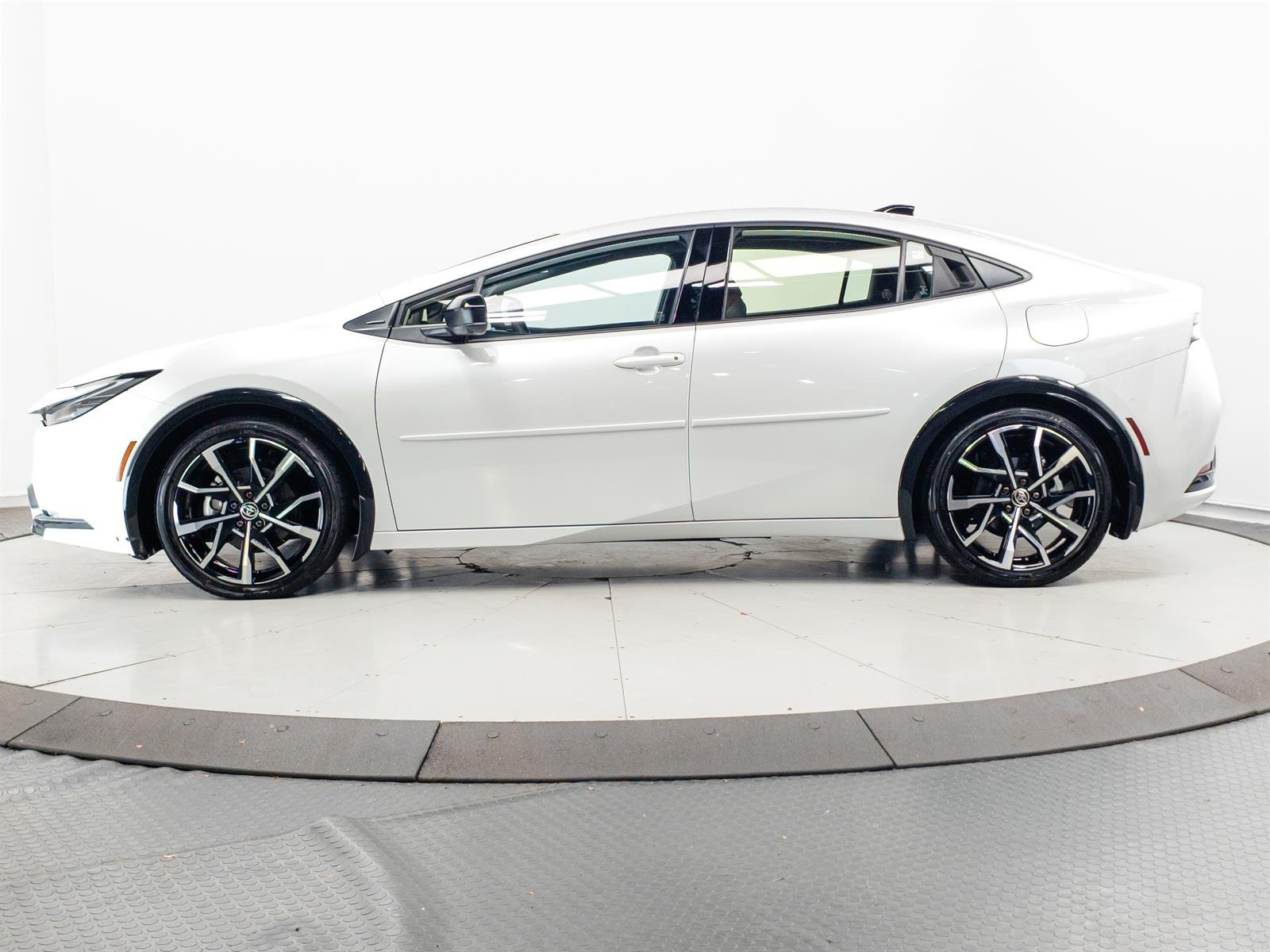 Certified Used 2025 Beige Toyota XSE Premium image 8