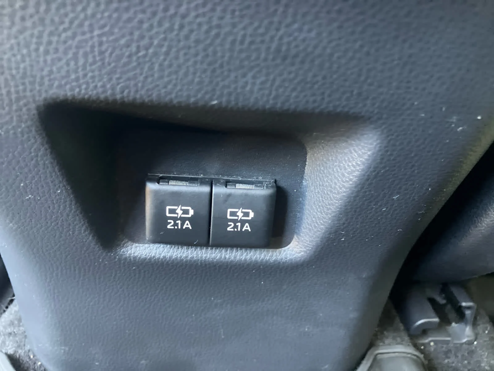 Used 2019 Blizzard Pearl Toyota Limited image 35