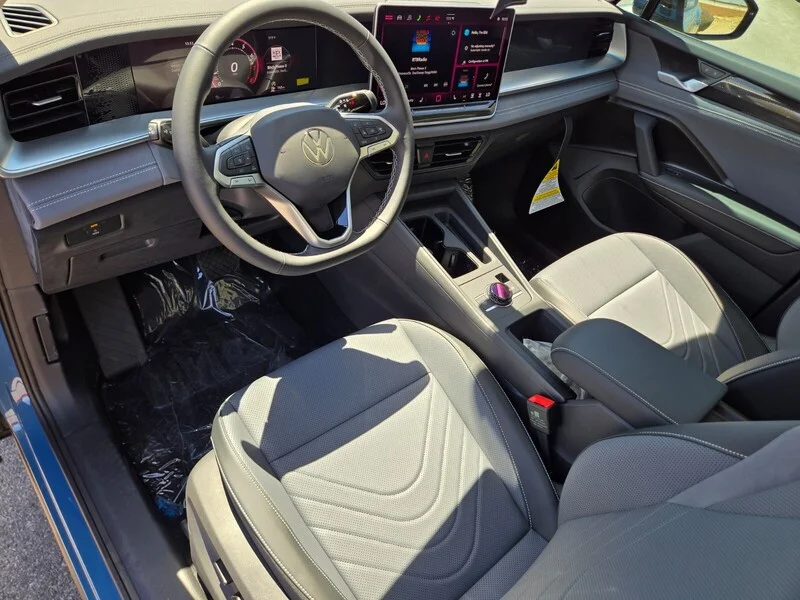 New 2026 Blue Volkswagen 2.0T SE image 9