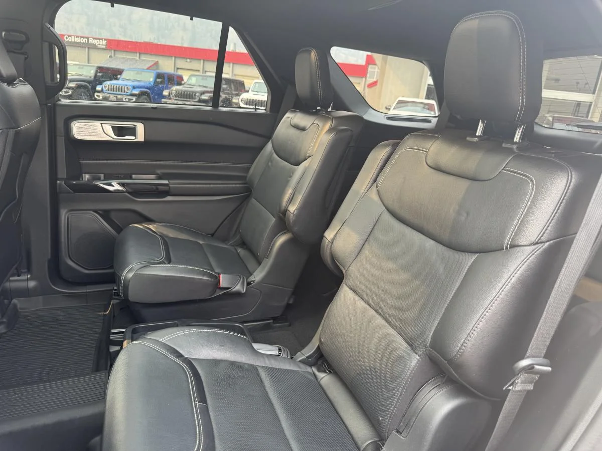 Used 2021 White Ford St Awd image 20