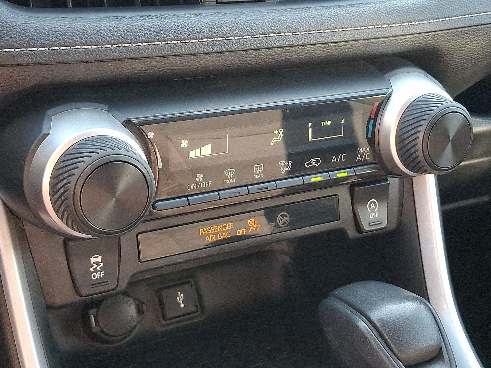 Used 2020 Magnetic Gray Metallic Toyota LE image 16