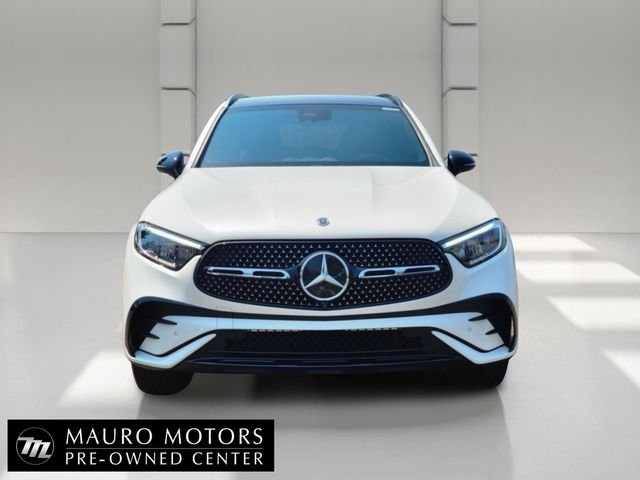Certified Used 2023  Mercedes-Benz GLC 300 image 9