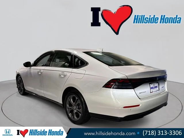 Certified Used 2024 Platinum White Pearl Honda EX-L image 2