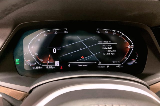 Used 2022 White BMW xDrive40i image 20