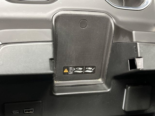 Used 2024 Summit White Chevrolet RST image 28