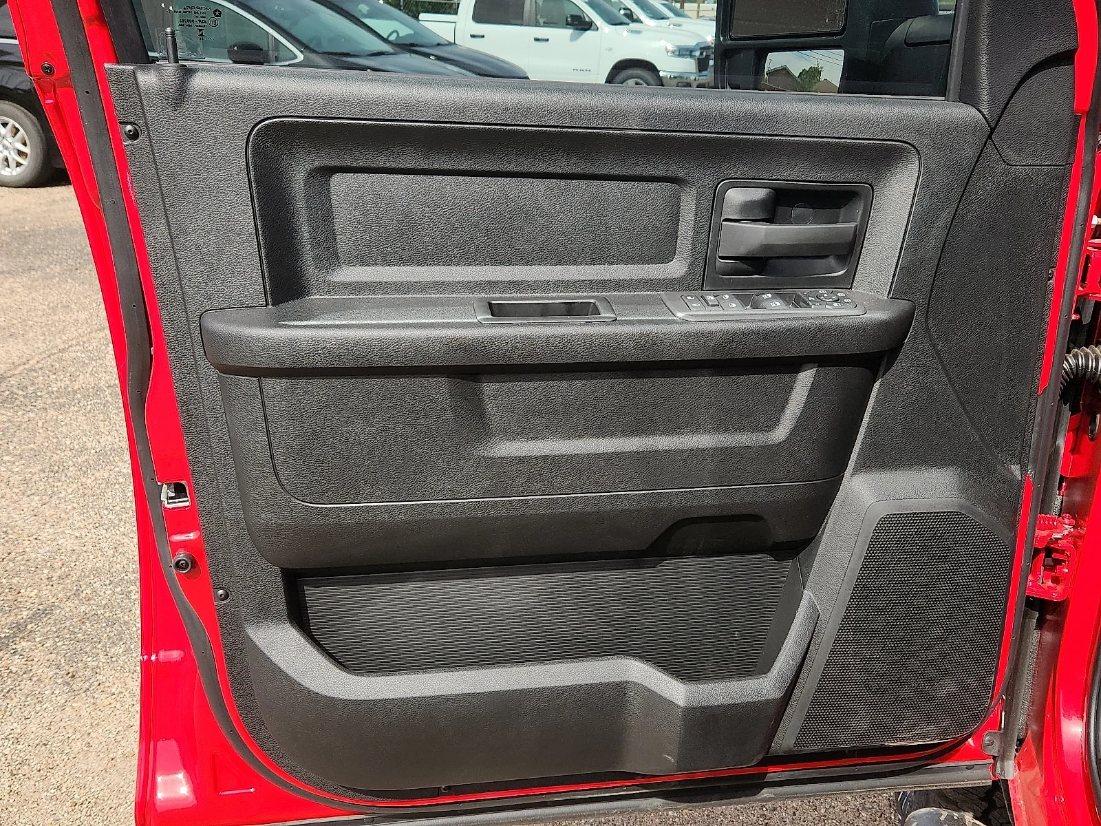New 2026 Red Ram BLACK EXPRESS CREW CAB 4X4 6