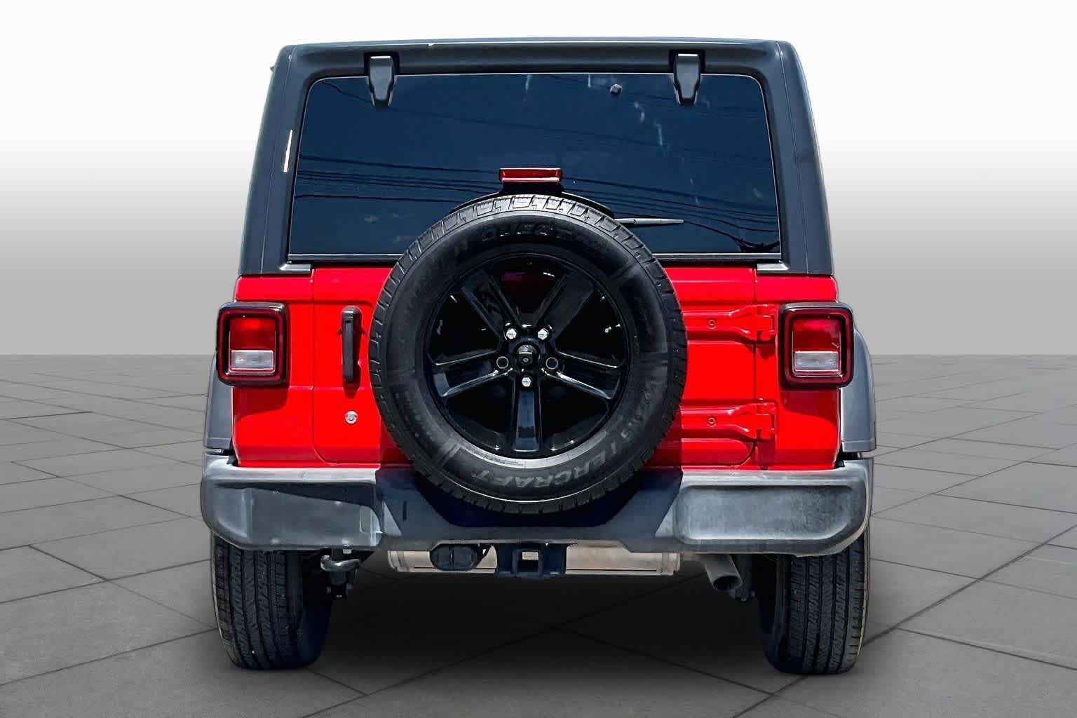 Used 2019 Firecracker Red Clearcoat Jeep Sport Altitude image 5