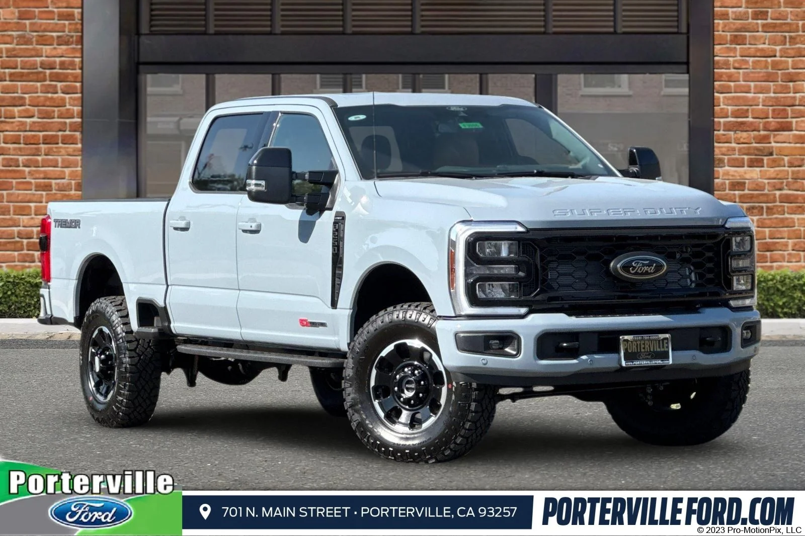 New 2026 Glacier Gray Metallic Tri-Coat Ford F-250® Lariat® image 1