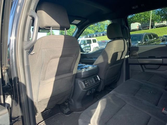 Used 2024 Black Ford XLT image 18
