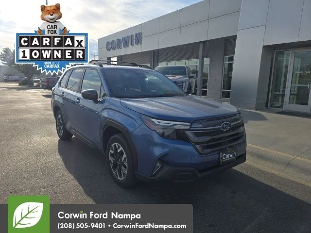 2025 Subaru Forester Premium's photo