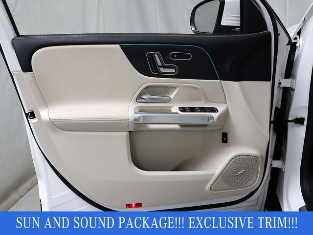 Used 2026 Polar White Mercedes-Benz GLB 250 image 24