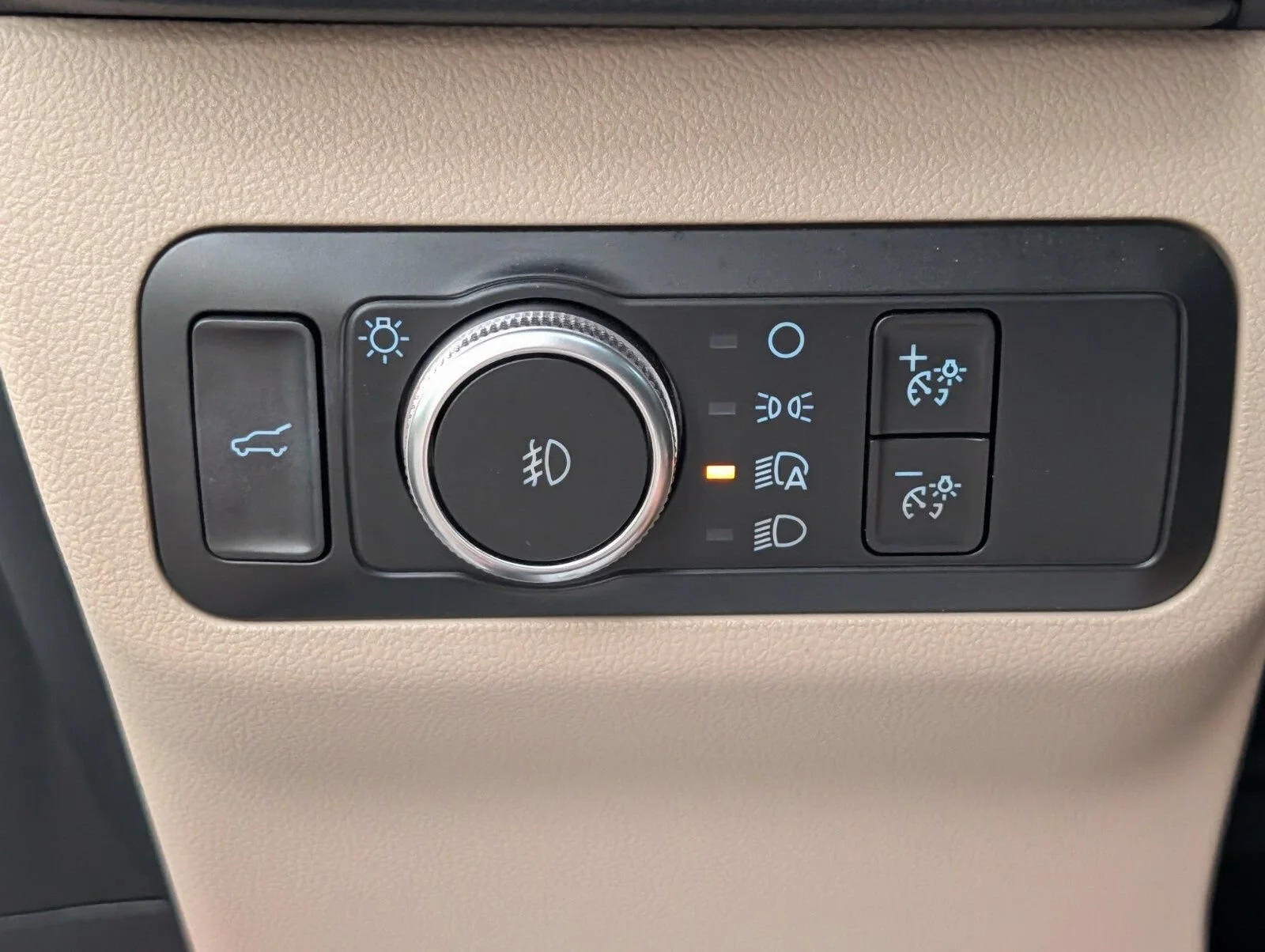Used 2020 White Ford Titanium image 12