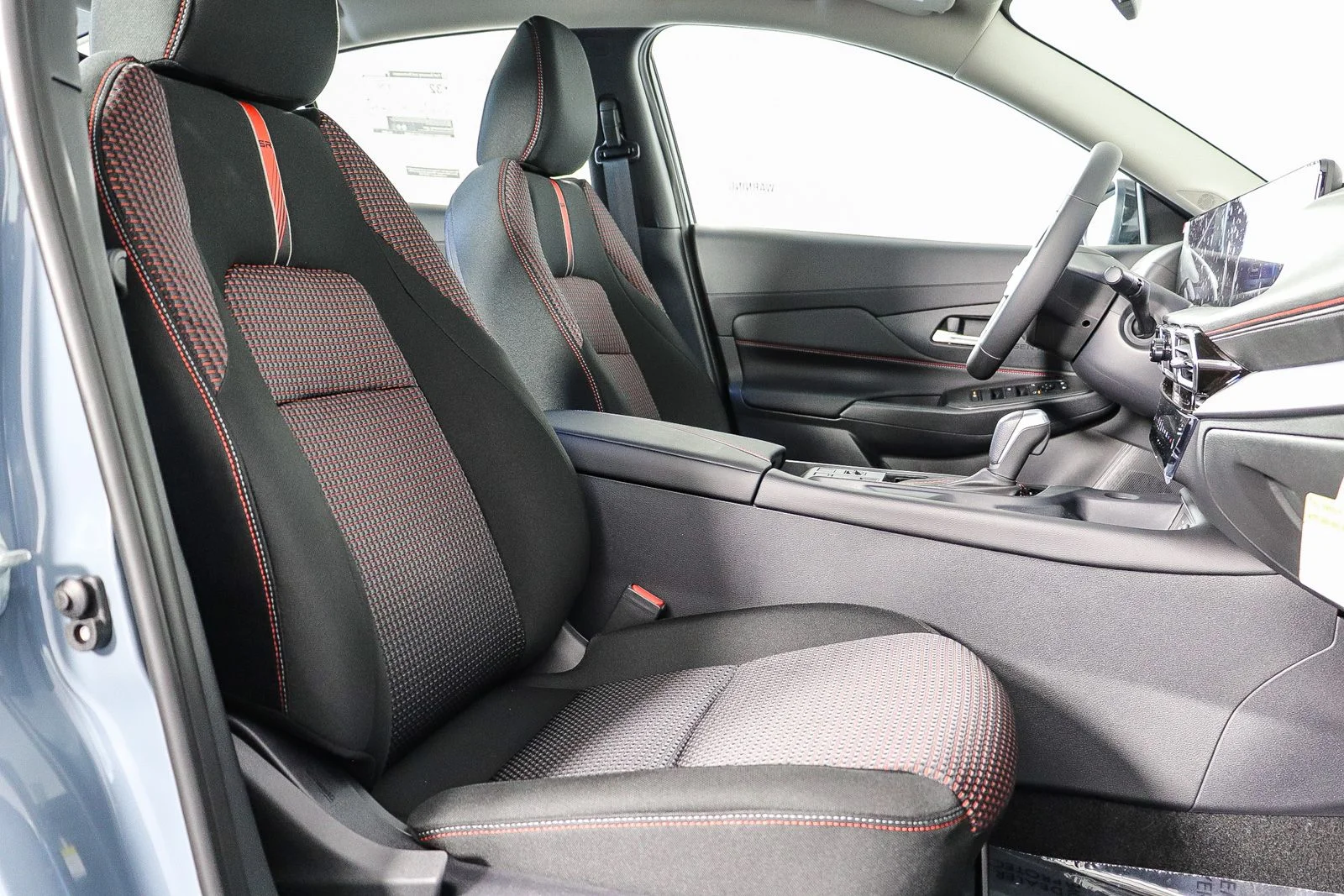 New 2026 Atlantic Gray Metallic Nissan SR image 15