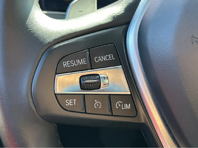 2023 BMW 3 Series 330i - Photo 28