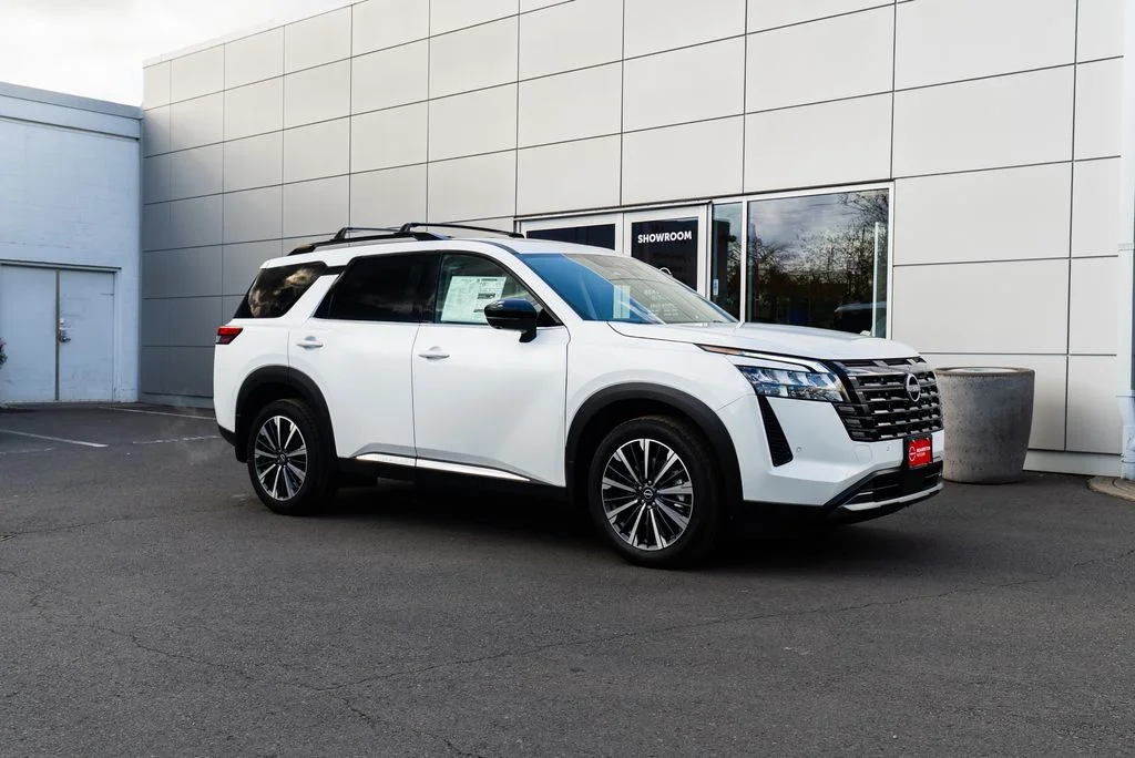 New 2026 Everest White Pearl TriCoat Nissan Platinum image 31