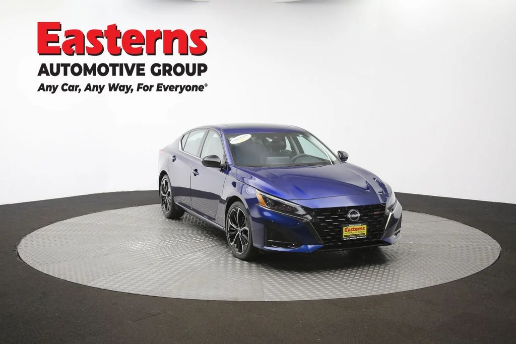 Used 2024 Blue Nissan 2.5 SR image 52