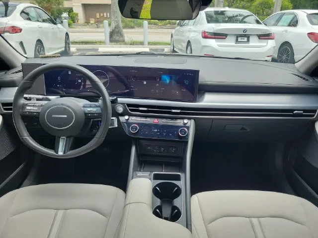 Used 2024 Blue Hyundai SEL image 13