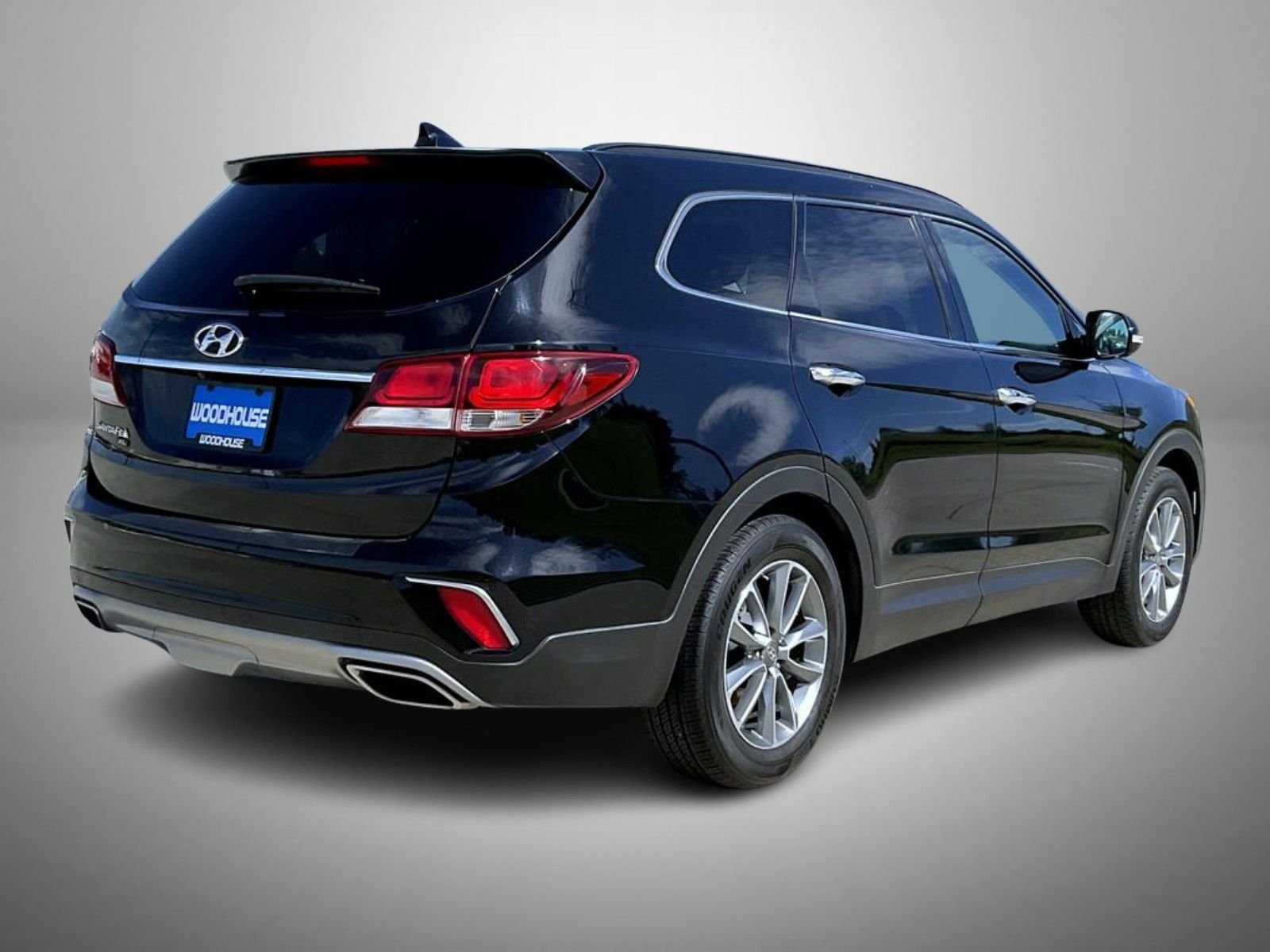 Certified Used 2019 Black Hyundai SE image 5