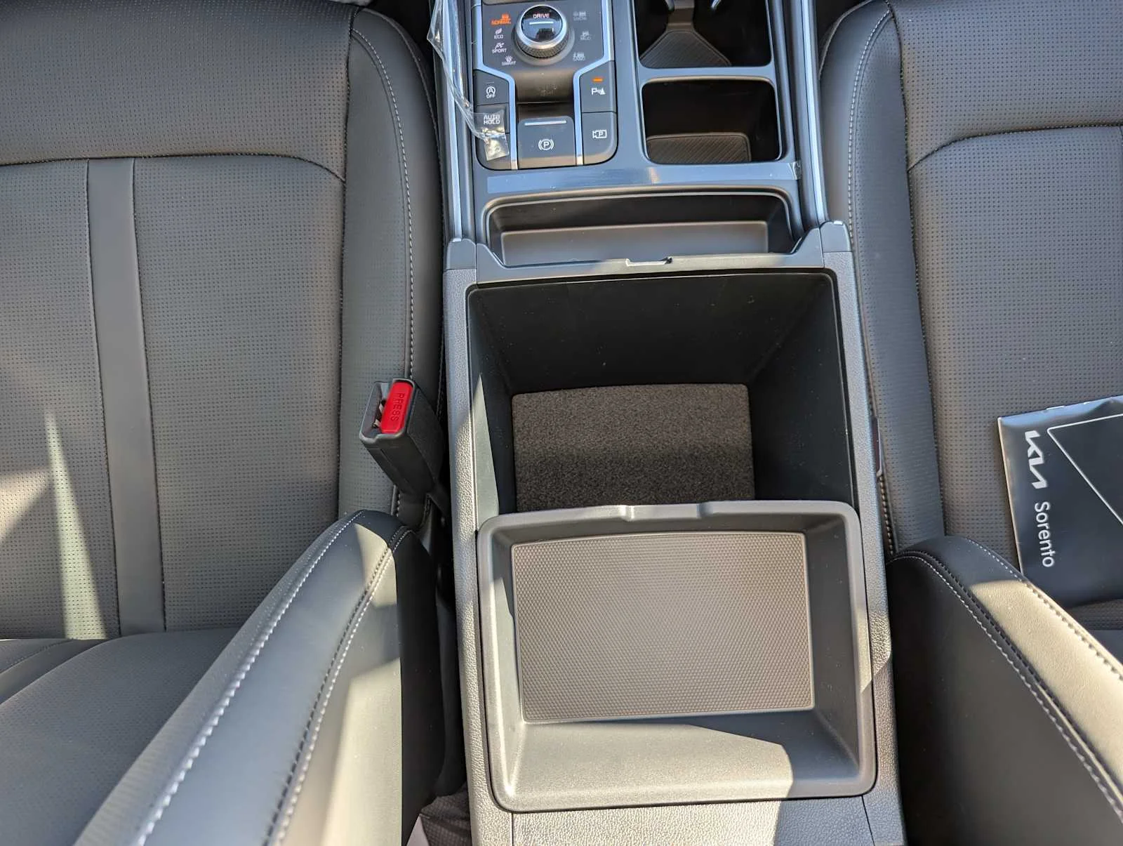 2026 Kia Sorento S - Photo 14