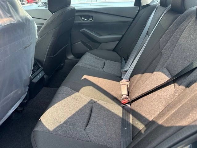New 2026 Meteorite Gray Metallic Honda SE image 10