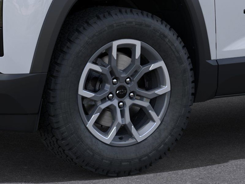New 2026 Polar White Tricoat Chevrolet ACTIV image 10