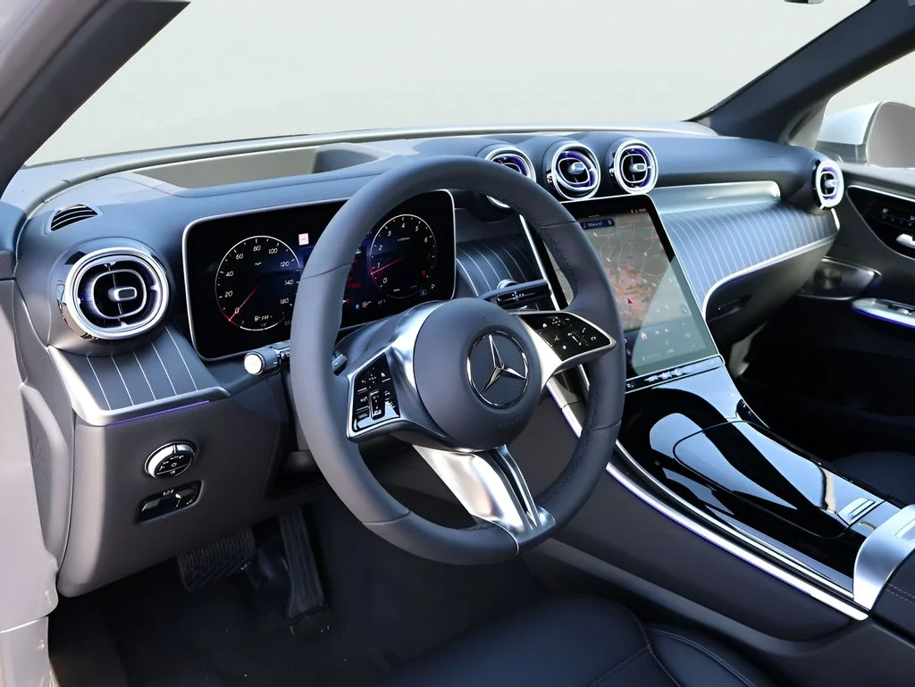 New 2026 Cirrus Silver Metallic Mercedes-Benz GLC 300 image 17
