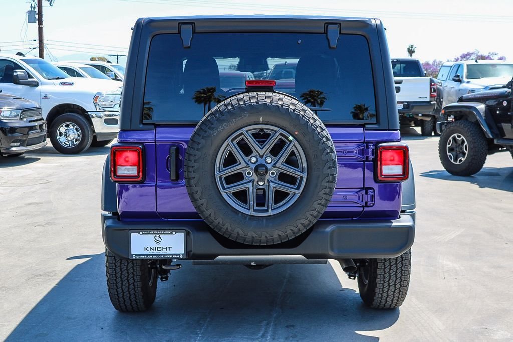 New 2026 Reign Jeep Sport S image 8