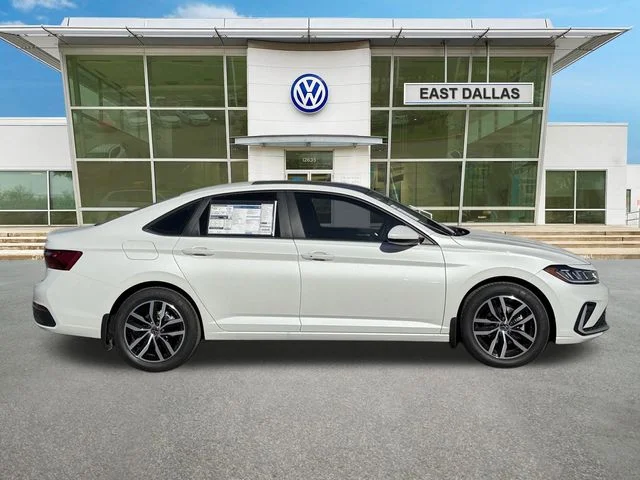 New 2026 White Volkswagen 1.5T SE image 3