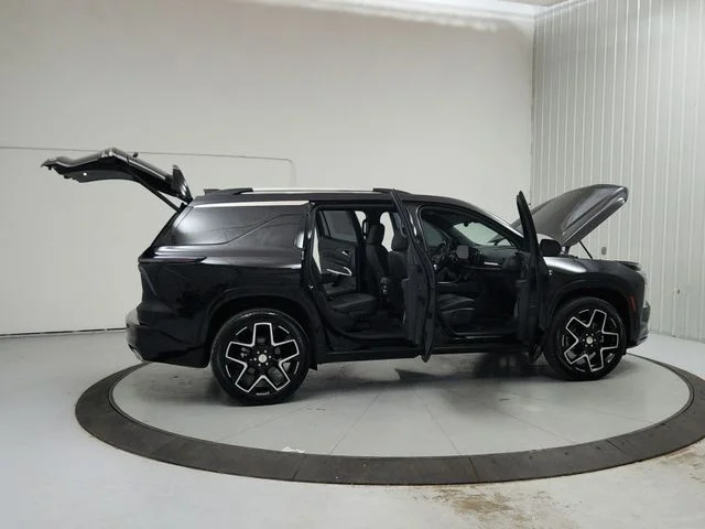 Used 2026 Black Chevrolet High Country image 16