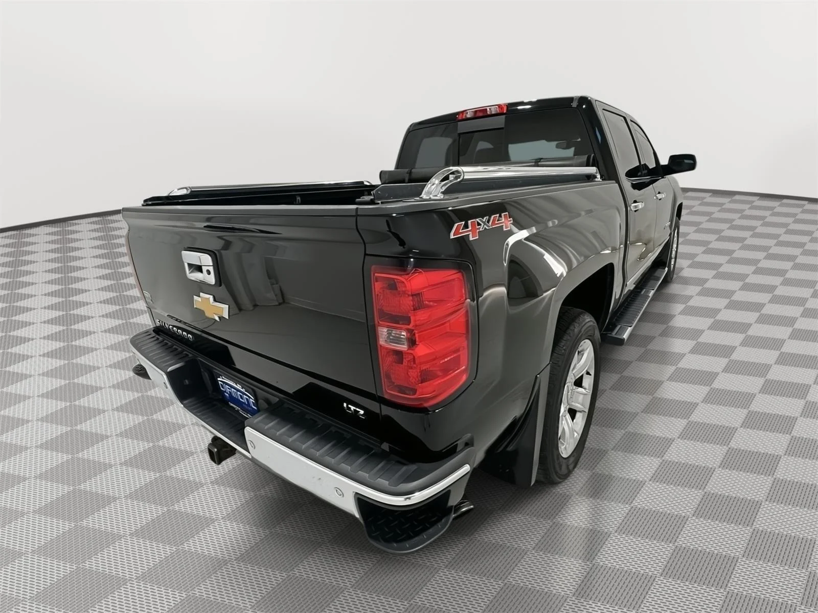 Used 2015 BLACK Chevrolet LTZ image 5