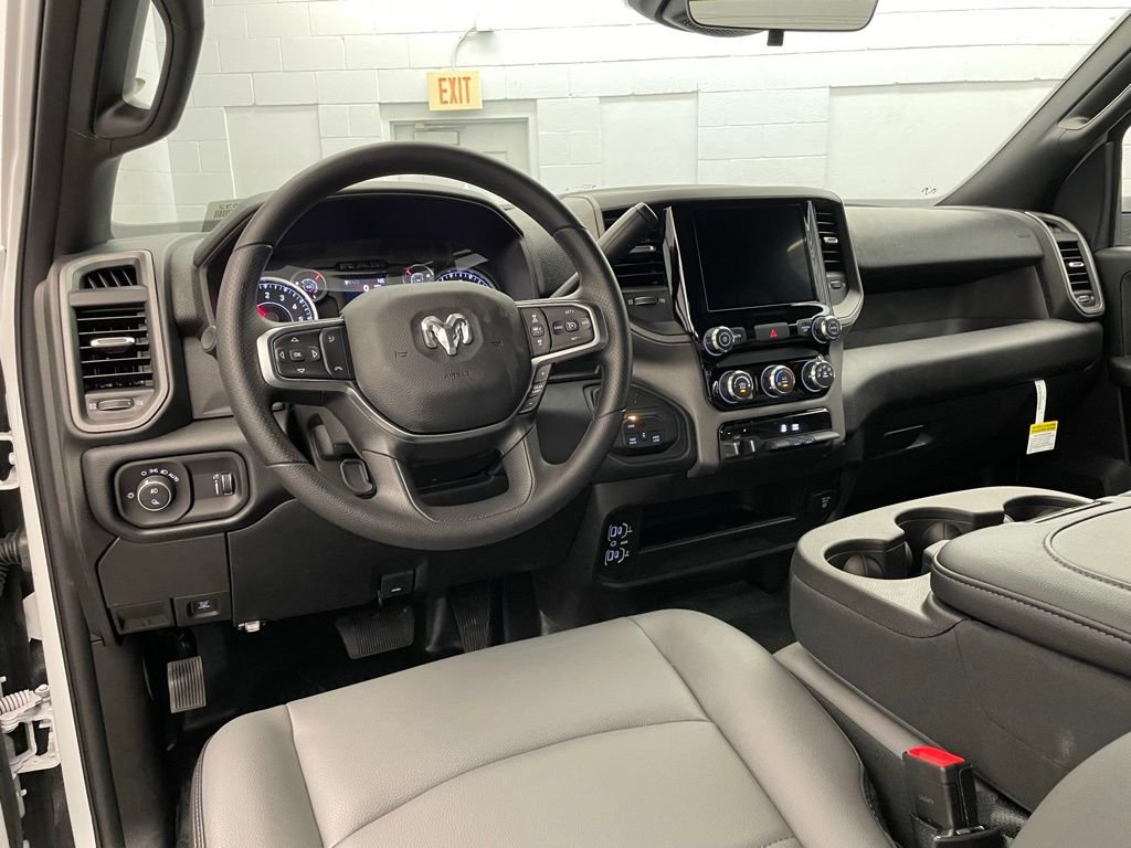 New 2026 Bright White Clearcoat RAM Tradesman image 10