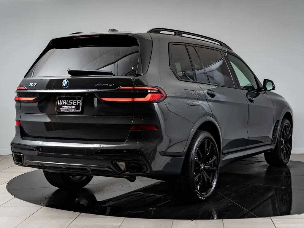 New 2027 Dravit Grey Metallic BMW xDrive40i image 10
