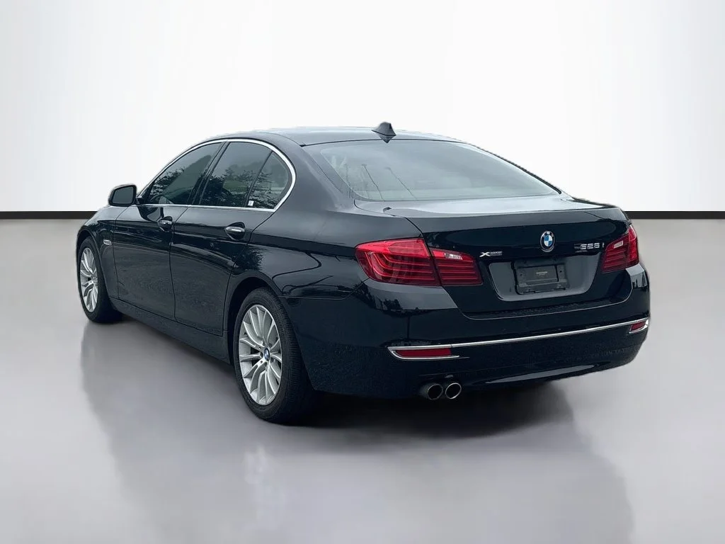 Used 2015 Black BMW 528i xDrive image 5