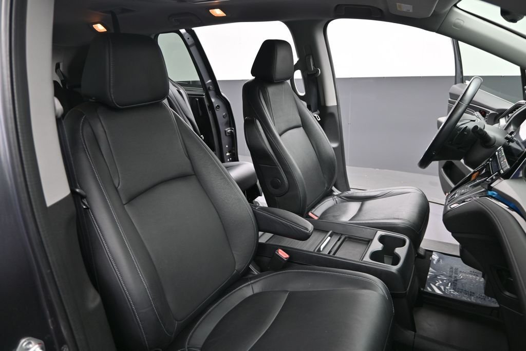 Used 2023  Honda Touring image 27