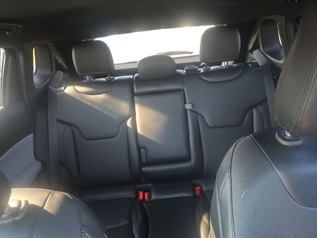 2023 Jeep Compass Latitude Lux - Photo 10