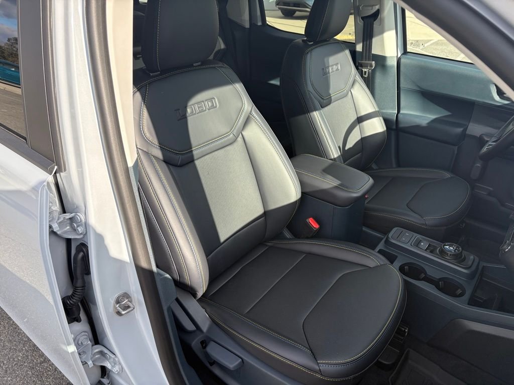 New 2026 Space White Metallic Ford Lobo™ image 21